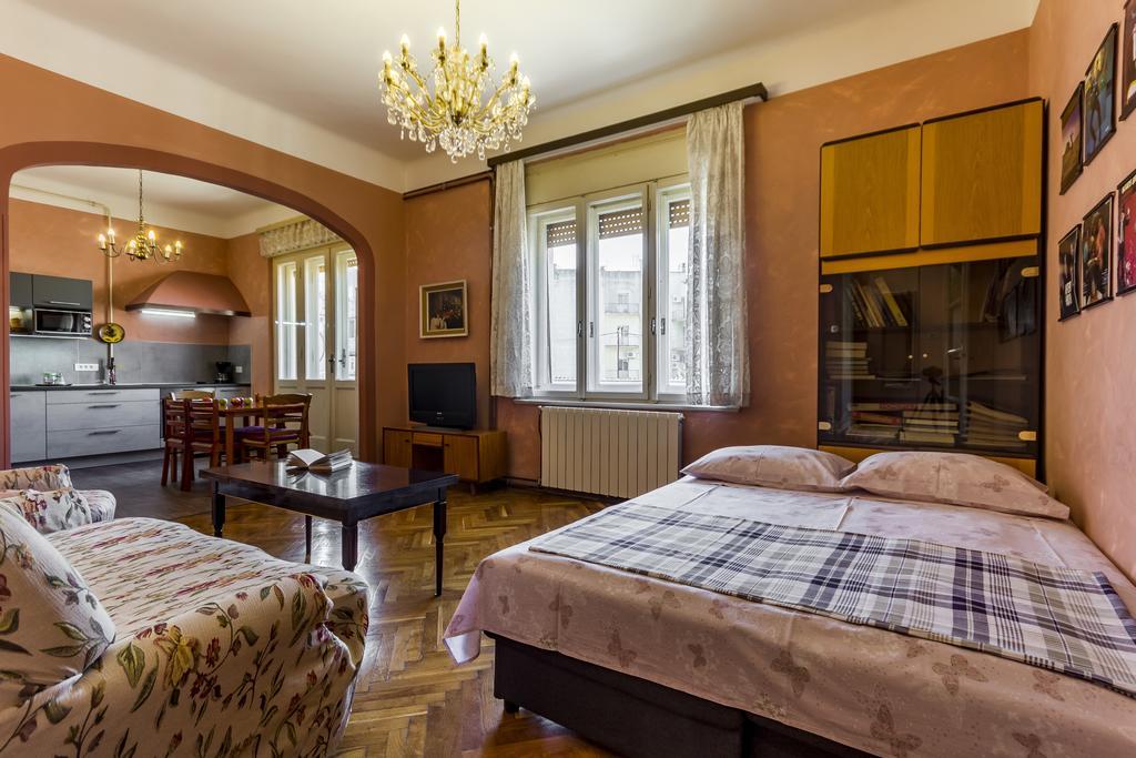 Spacious & Smart Center Apartment Pula Exterior photo