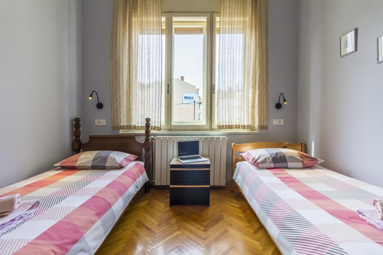 Spacious & Smart Center Apartment Pula Exterior photo