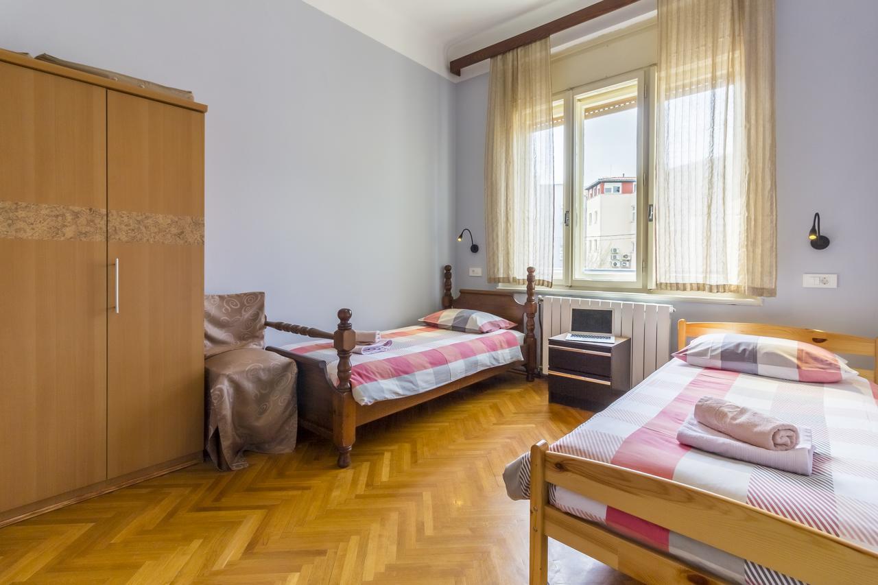 Spacious & Smart Center Apartment Pula Exterior photo